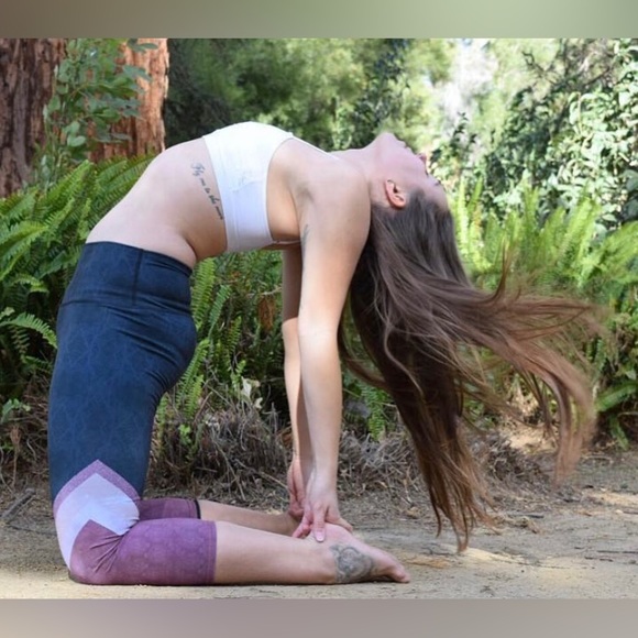 Alo yoga high waisted leggings pink and black - Picture 3 of 8